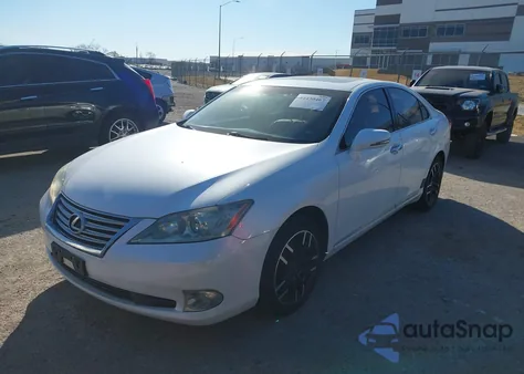 2011 Lexus Es 350 z USA, uszkodzony, nr VIN JTHBK1EG3B2466820